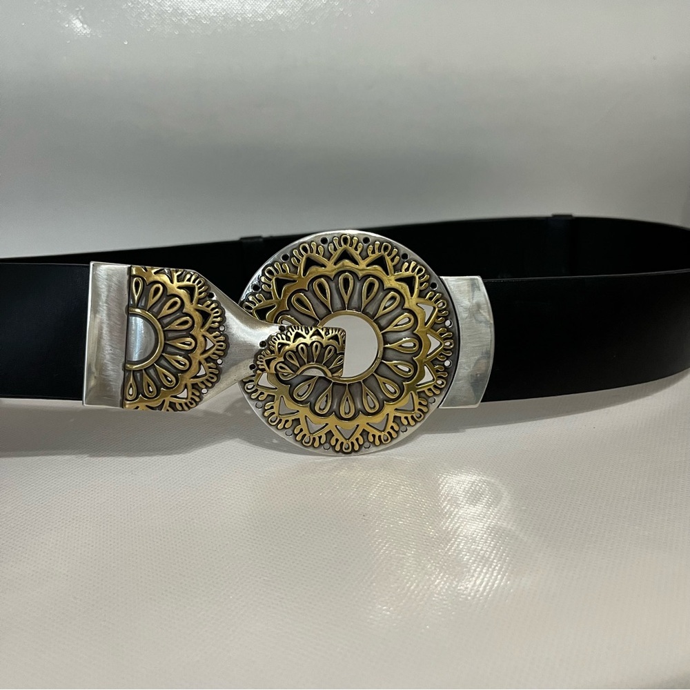 Chico’s Black Wide Leather Adjustable Belt Silver Gold Circle Buckle